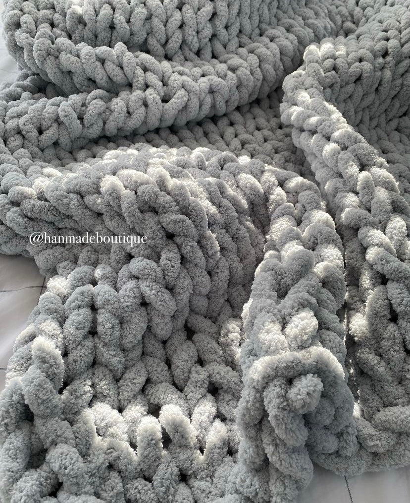 French Grey Chunky Blanket