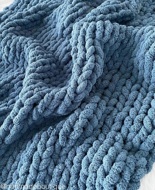 Ocean Blue Chunky Blanket